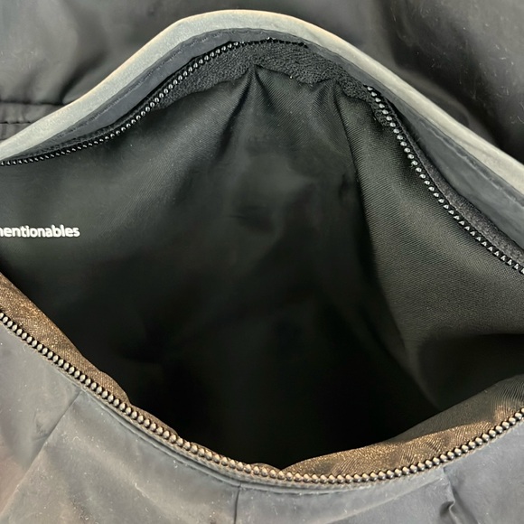 Lululemon Pack It Up Backpack 21L Black - Picture 9 of 16
